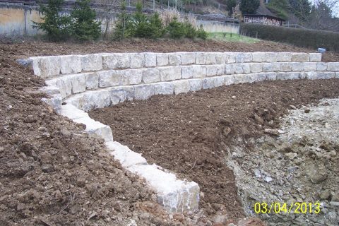 Natursteinmauern