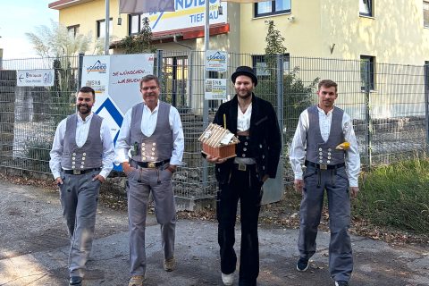 Sommer – Sonne – viele Richtfeste